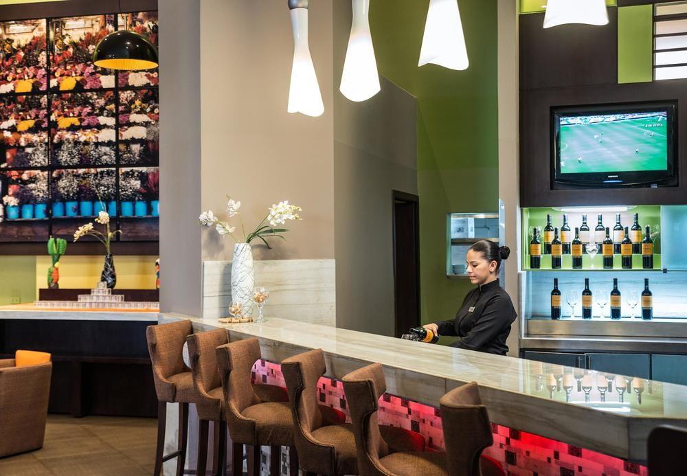 Courtyard By Marriott Guayaquil Otel Dış mekan fotoğraf