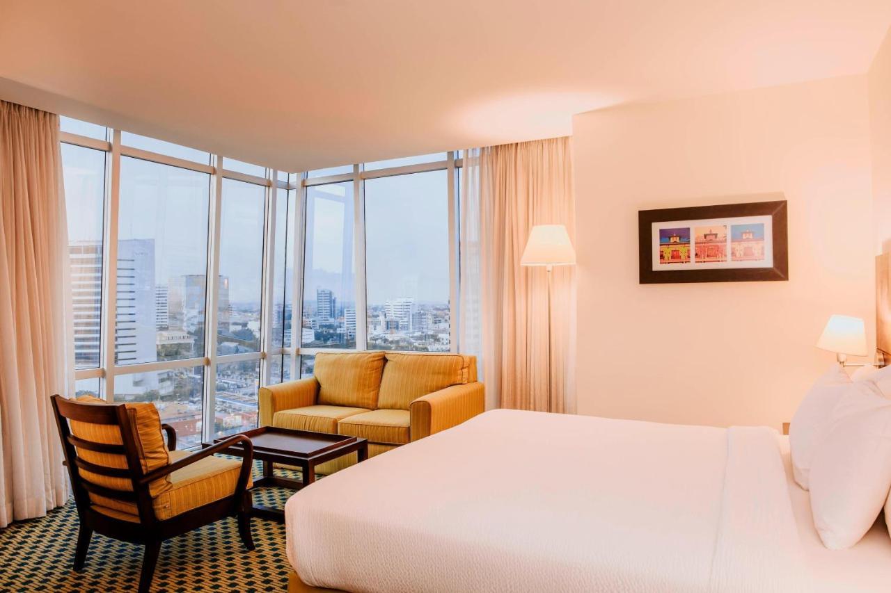 Courtyard By Marriott Guayaquil Otel Dış mekan fotoğraf