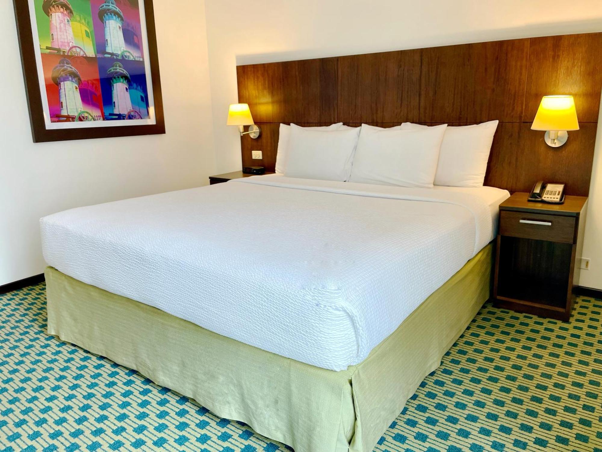 Courtyard By Marriott Guayaquil Otel Dış mekan fotoğraf
