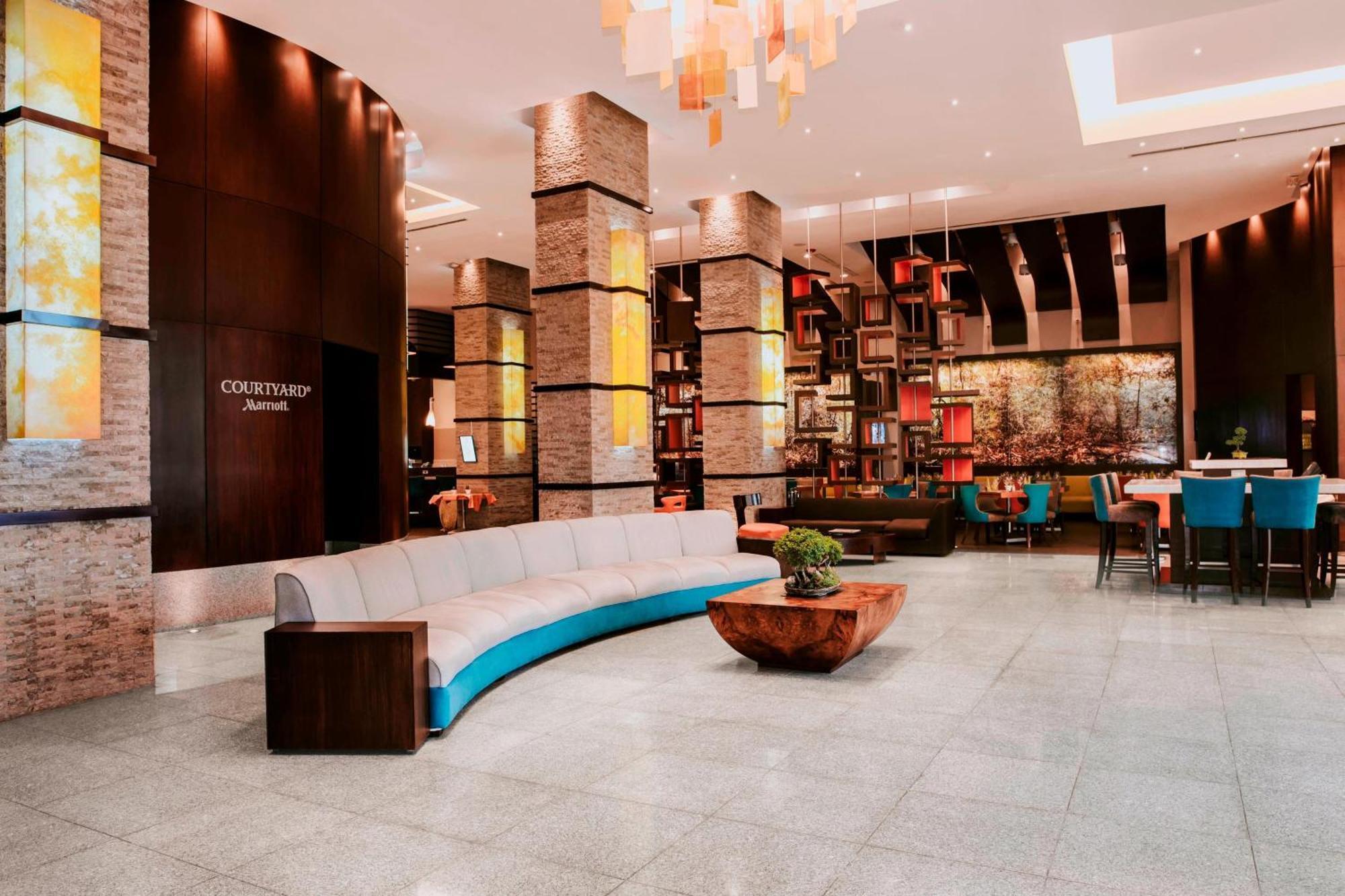 Courtyard By Marriott Guayaquil Otel Dış mekan fotoğraf